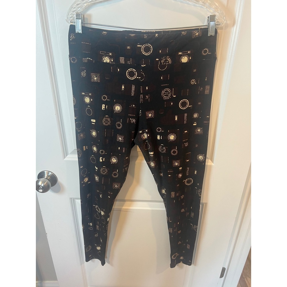 LuLaRoe Womens Leggings Vintage‎ Camera Print Black Tall & Curvy